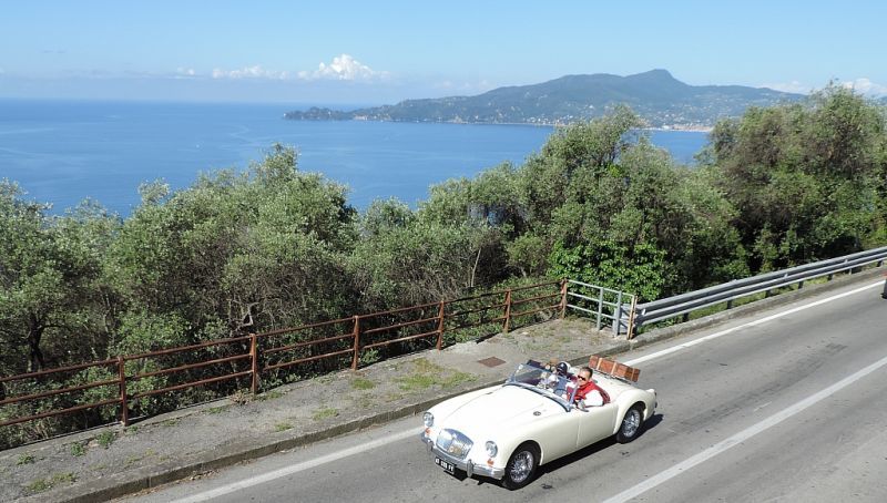 PHOTO MG CAR CLUB - "L'E' MINGA EL MEIFLAUERS" 17-18 MAGGIO 2014