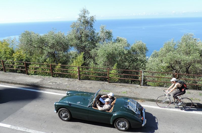 PHOTO MG CAR CLUB - "L'E' MINGA EL MEIFLAUERS" 17-18 MAGGIO 2014
